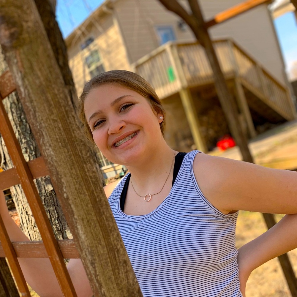 Meet your Posher, Olivia